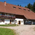 مزرعة للإقامة Unterfalkenhof *
